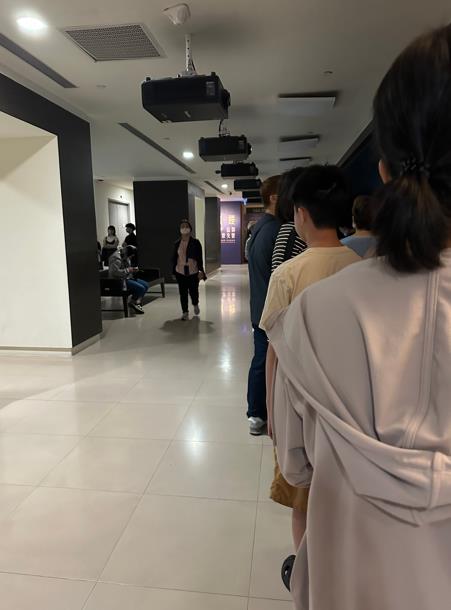 快新聞／「龍藏經」能量說瘋傳！人潮爆滿、排隊拉長　故宮宣布8/8起週一開館