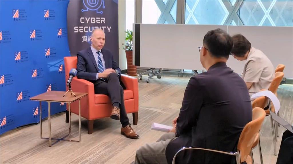 前CIA情報官訪台示警　談烏克蘭戰事：現代戰爭定會混合網路攻擊