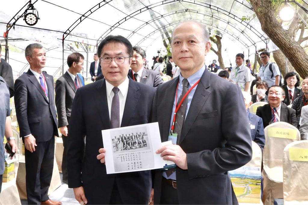 黃偉哲出席八田與一追思會 贈珍貴照片彰顯台日情誼