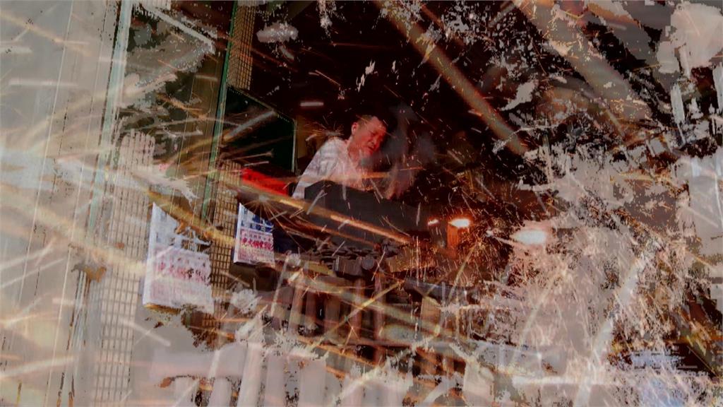 台中南屯老街僅存犂頭店 第四代返鄉扛80年老招牌