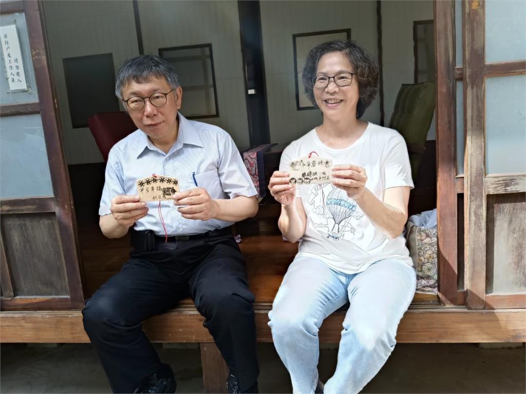 昔日「擋阿北酸宗痛」讓柯媽眼神變了！蔡壁如「突點名1群小草」揭鬼轉真相：不是我