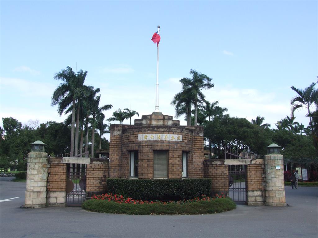 擊敗醫牙電機「2026最夯科系」出爐！首次奪冠「高薪+穩定」成考生首選