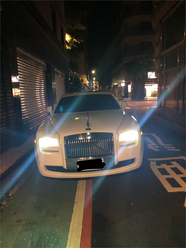 「台大五姬」陳匡怡近況曝!曬追求者「勞斯萊斯約會照」網看傻:被盜?