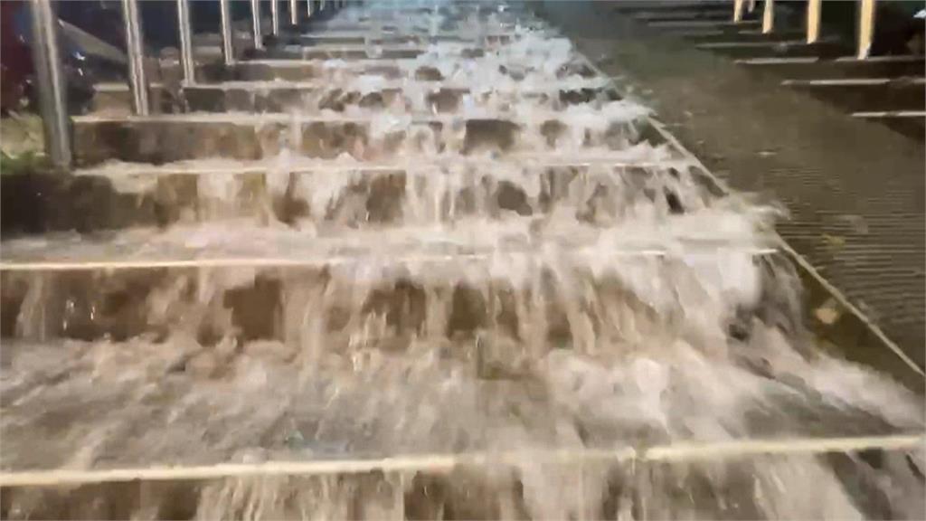 南部地區雨勢持續不斷　週二嘉縣、南高屏停班停課