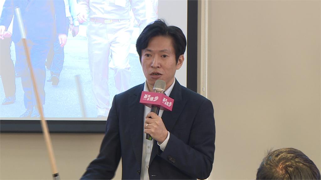 張惇涵返鄉挺童子瑋　　酸基隆市府別把人工草皮當政績