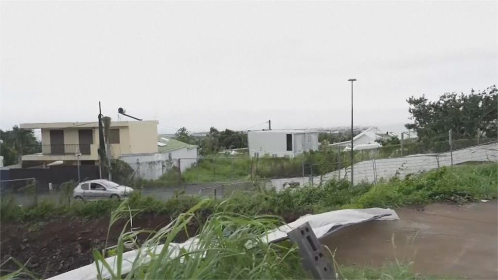 法屬留尼旺島遭熱帶氣旋侵襲 萬人無水可用、通訊中斷