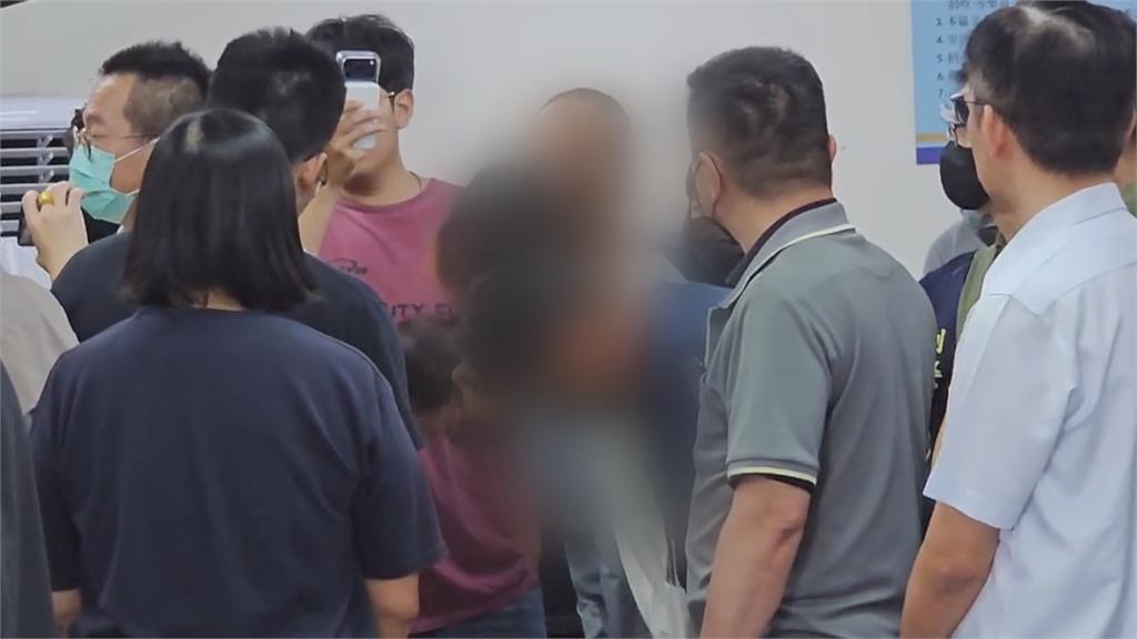 台南女警殞命！肇事女大生鞠躬歉　譚艾珍赴靈堂弔唁嘆真的很捨不得