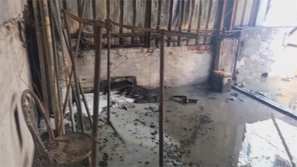 轟一聲!透天厝爆炸起火 屋主90%燒燙傷「疑平板充電爆炸釀災」