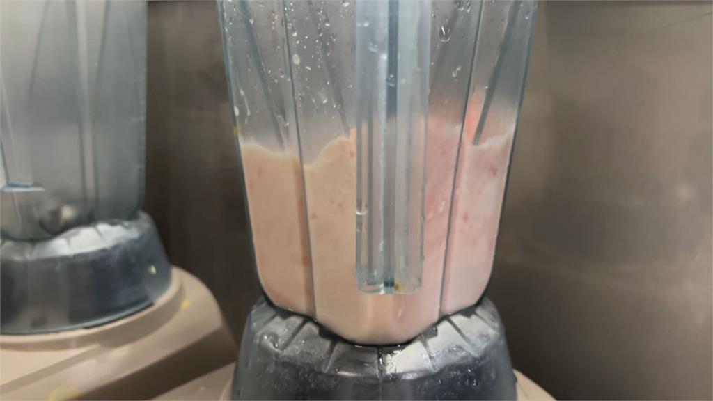 8月大雨減產「木瓜每顆零售價破200」　冰果室停賣木瓜牛奶
