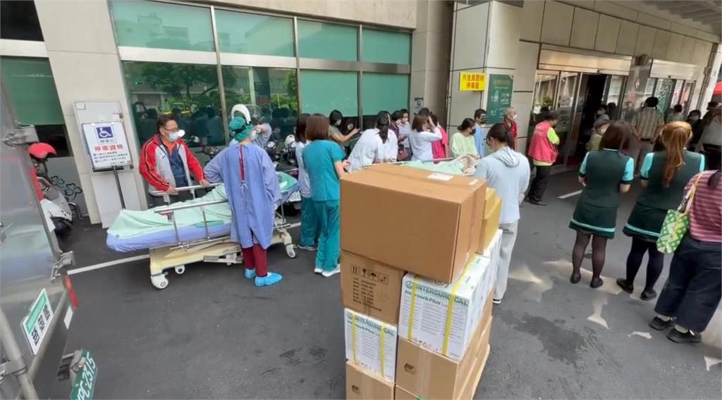 最新／台南市立醫院驚傳火警！消防急派車到場　現場畫面曝光