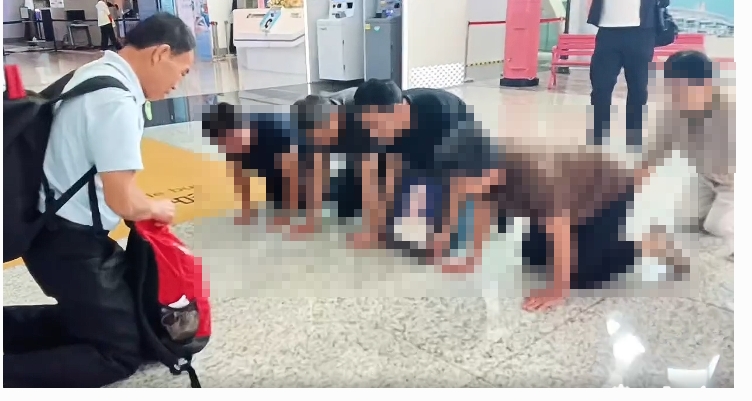 國民黨里長赴中國「1原因」秒下跪！現身中共晚會被拍「她脫口爆出1事」超慘反遭鐵拳