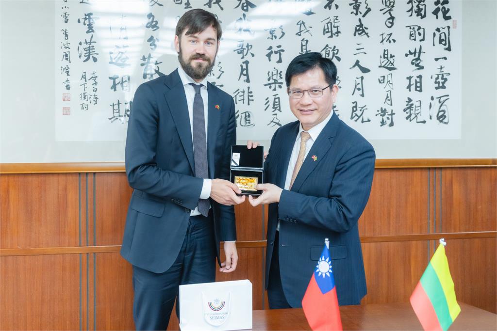 快新聞/立陶宛友台小組來訪 林佳龍:願攜手共同強化自我防衛能力