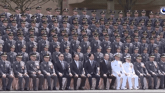 三軍八校畢典學生「出拳」下一秒完了！賴清德親發「認證照」…網：救命我笑出來