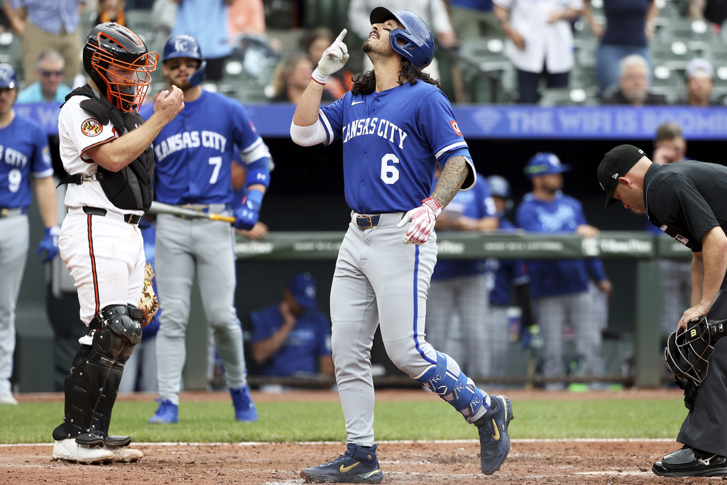 MLB(影)/怎麼都沒加滷蛋?皇家金鶯合轟10發陽春全壘打 寫大聯盟罕見紀錄