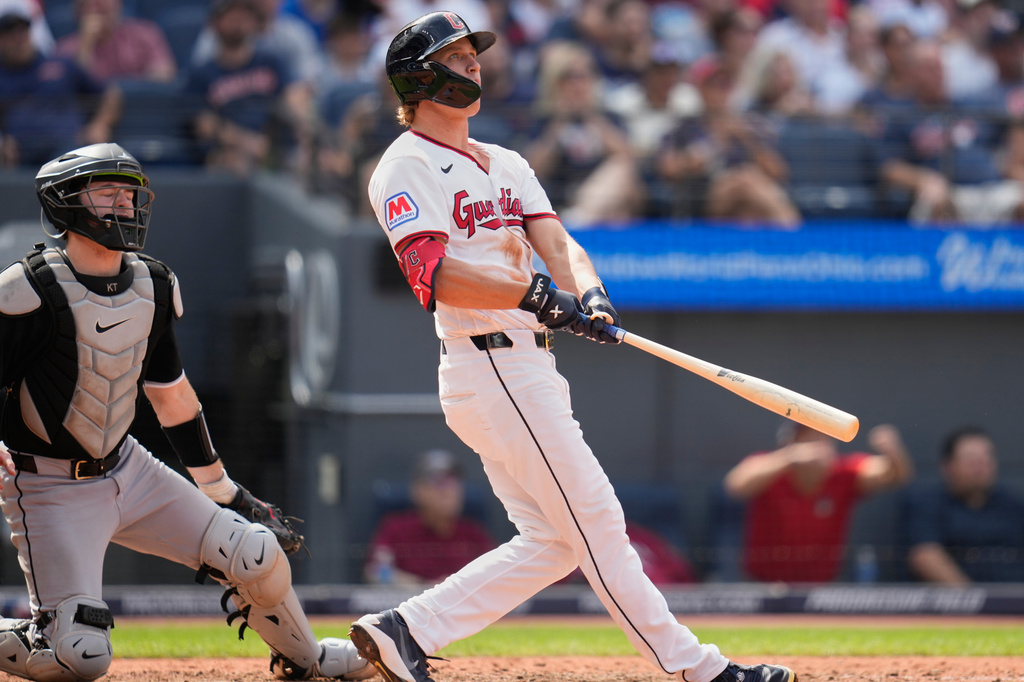 MLB(影)／首轟賞教練一巴掌爆紅！哈爾平這次一棒轟上龍頭　守護者3連霸希望復活