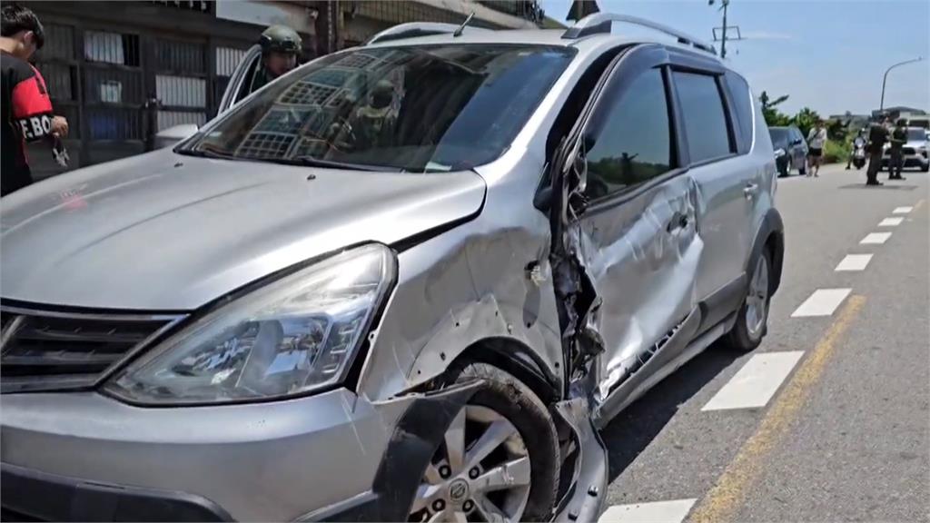 漢光演習第五天 各地意外不斷 戰術輪車捲騎士.戰車撞轎車.自走砲擦撞