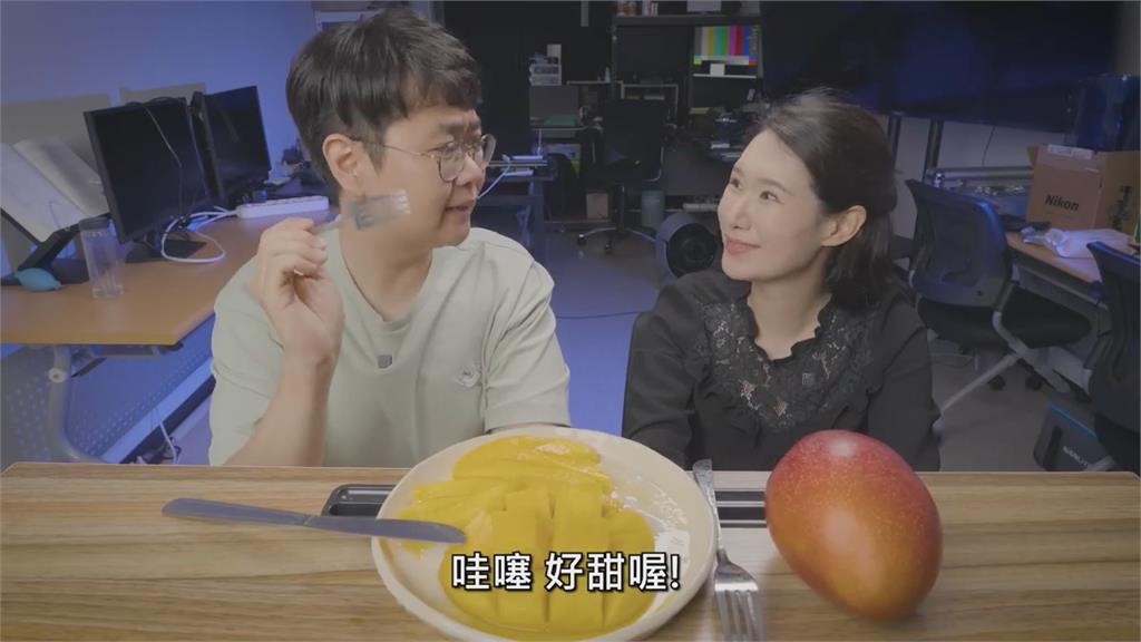 韓國人第一次吃愛文芒果 讚嘆:想飛來台灣吃