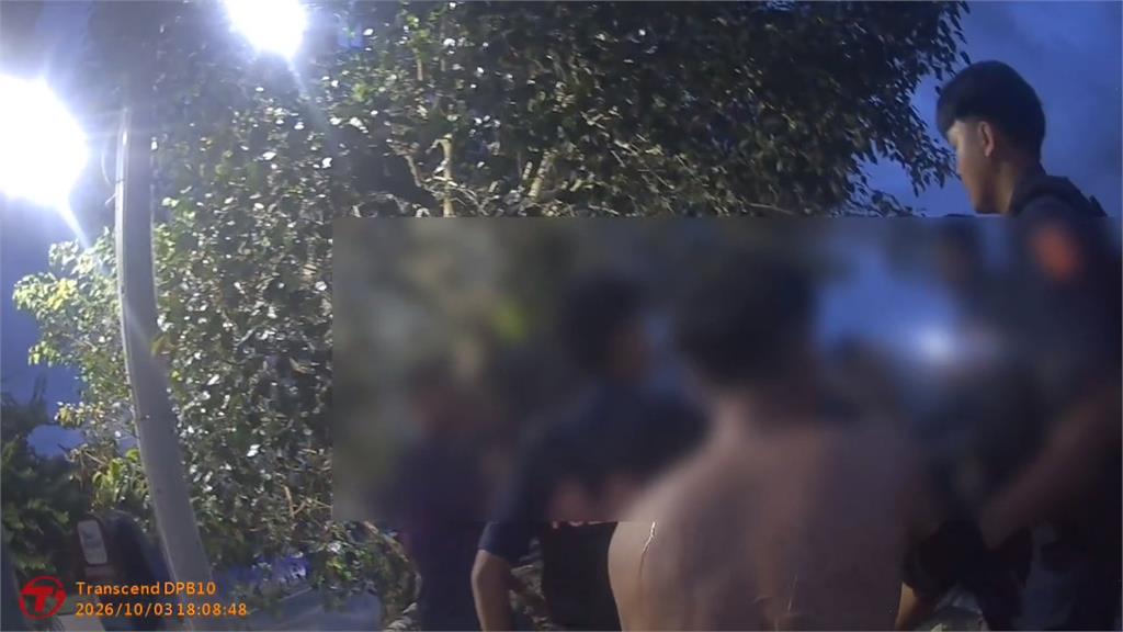 歡唱爆全武行!男子護女友噴辣椒水 人群急衝戶外