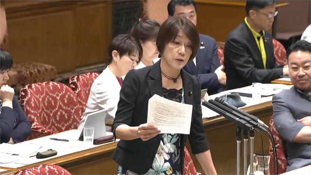 日議員為中國說好話！遭小泉進次郎回懟「當場道歉認錯」：發言先撤回