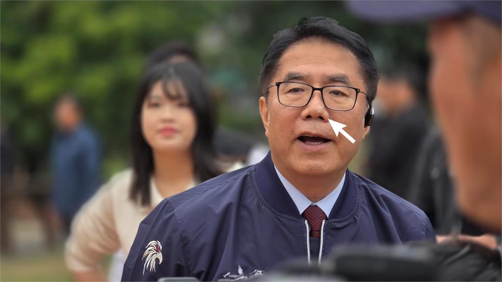 新一代「戰痘男神」誕生？黃偉哲曬「清晰私照」湧15萬人朝聖：還很青春耶