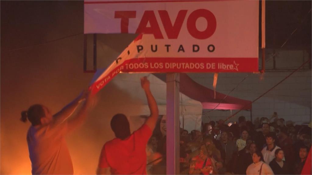 宏都拉斯大選結果仍未出爐　民眾放火燒輪胎抗議選舉不公