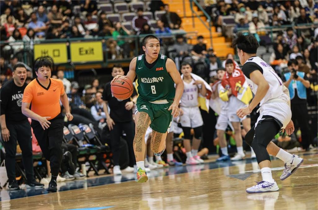 HBL(影)／今年冠軍賽穿綠色的最夯！松山高中、陽明高中分別在男女組稱王封后