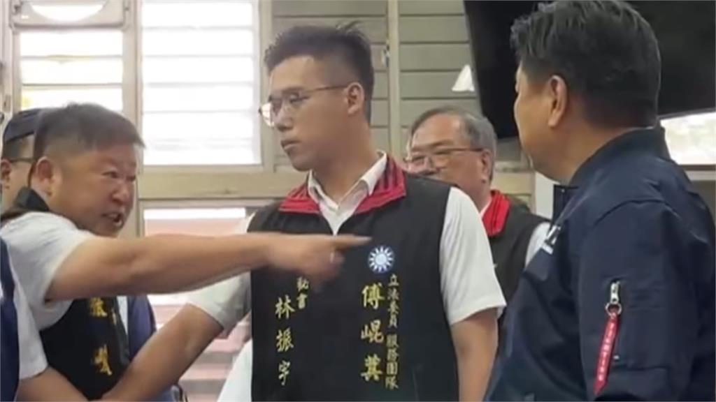 傅崐萁光復辦重建座談會 大批災民被擋 議長張峻踢桌