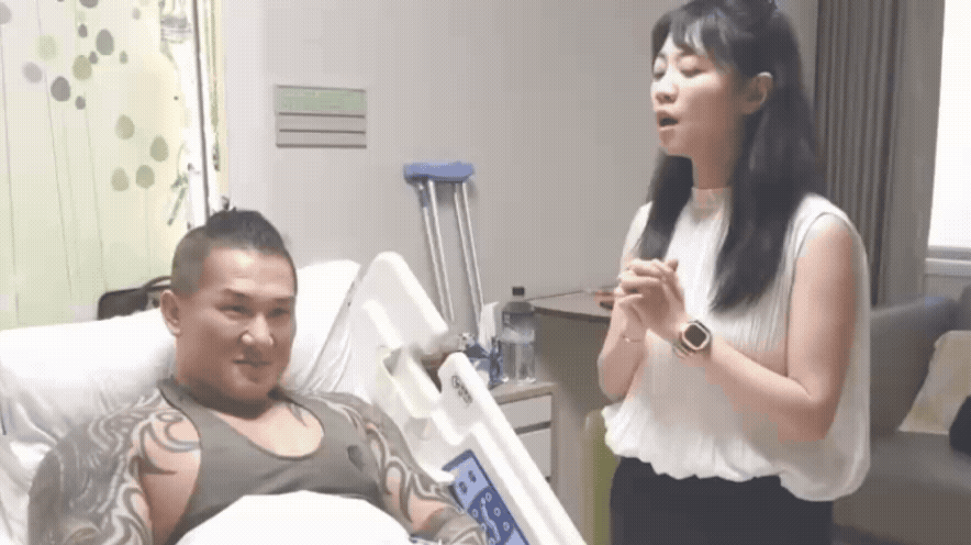 高虹安、高嘉瑜誰歌喉讚?網曬「館長震驚眼神」全笑翻:靈魂VS靈堂