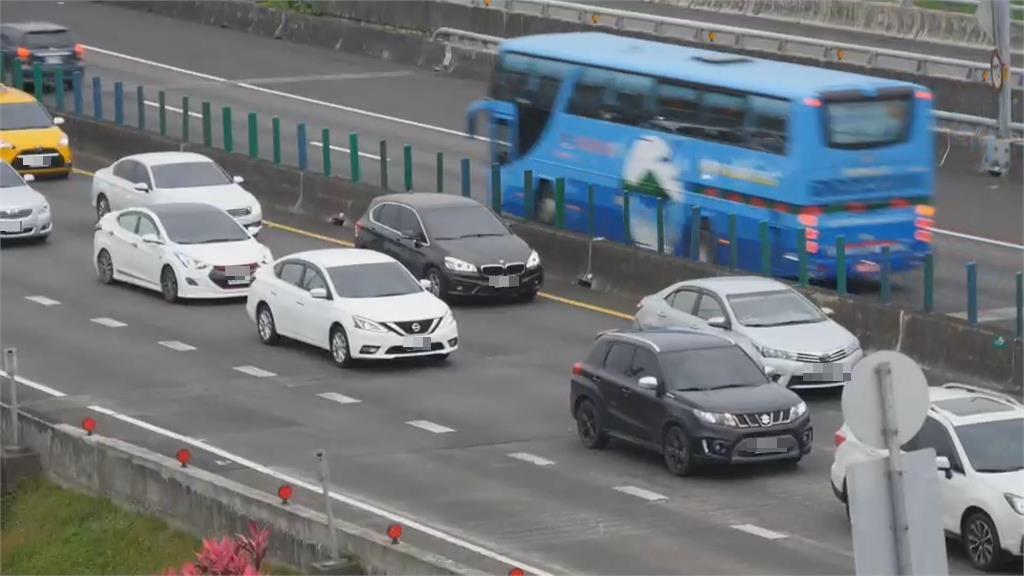 收假日國5北上塞爆！她宜蘭→台北「百元買到快速通關」只花1.5小時就到