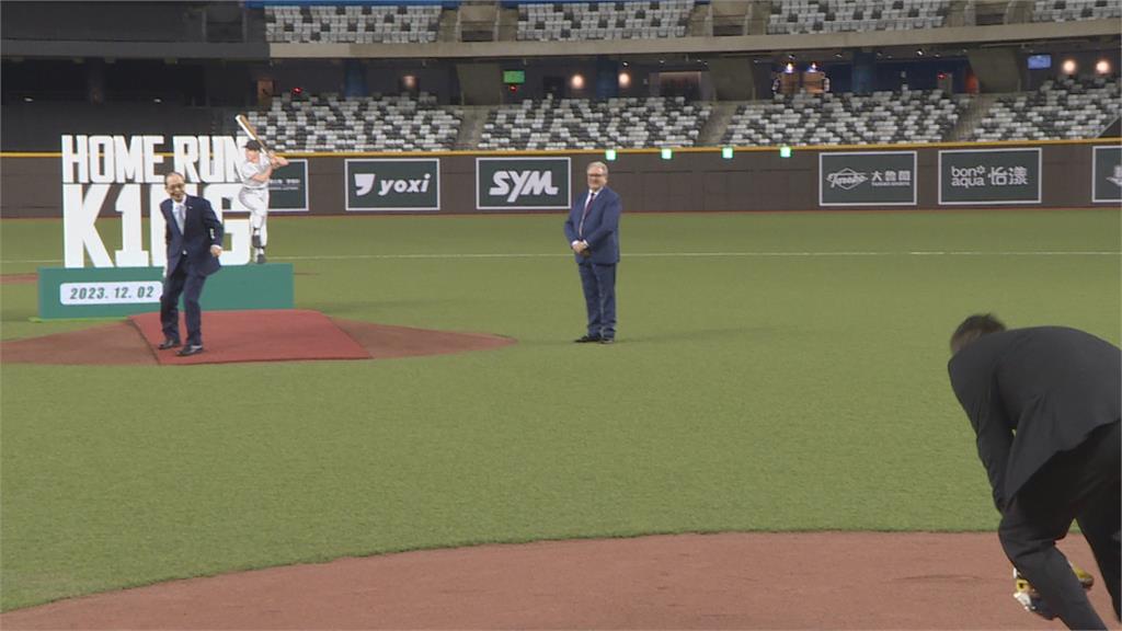 世界全壘打王王貞治獲頒文化勳章 大讚大谷翔平等球星表現優異