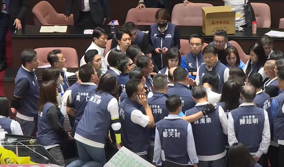 快新聞／台派教授立場變了！曾相信應支持小黨「如今改挺民進黨」　理由曝光