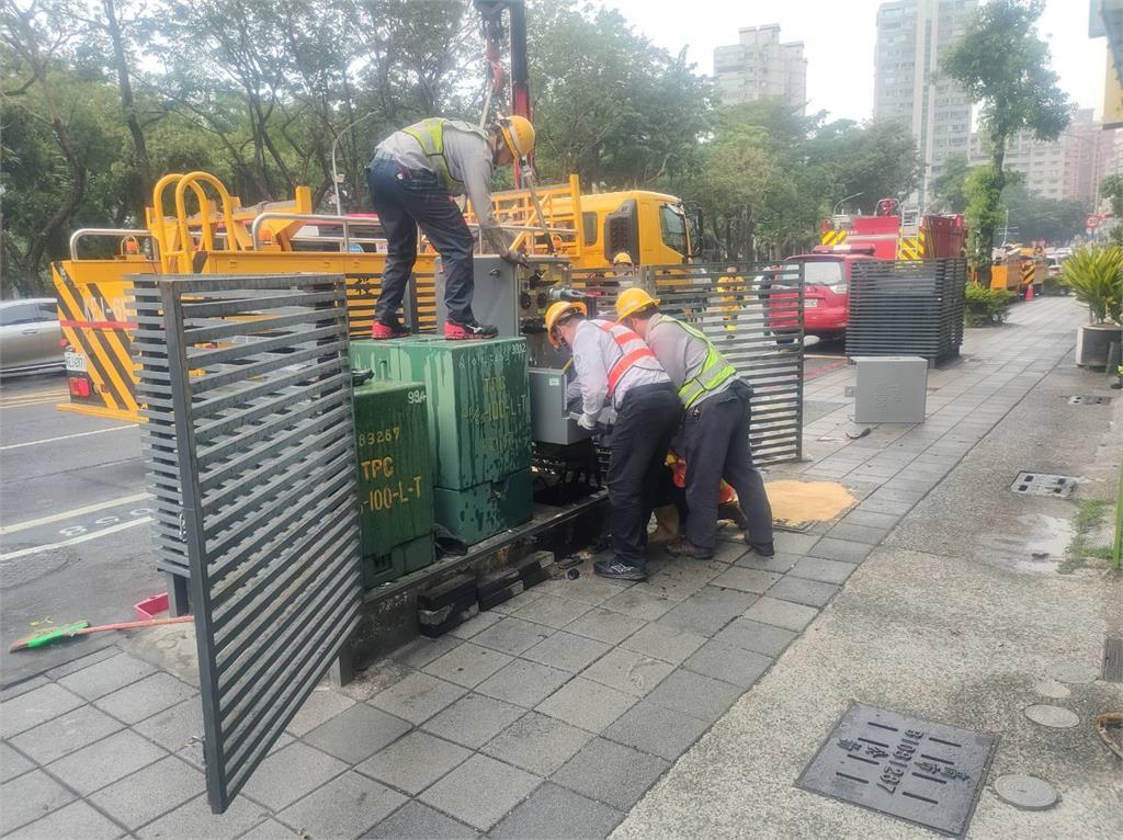 快新聞／高雄三民區「這原因」釀2,732戶停電　台電派員急搶修