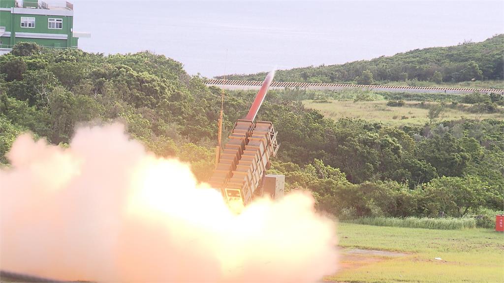 美軍火商雷神涉高報對台軍售價格　顧立雄：全數討回來