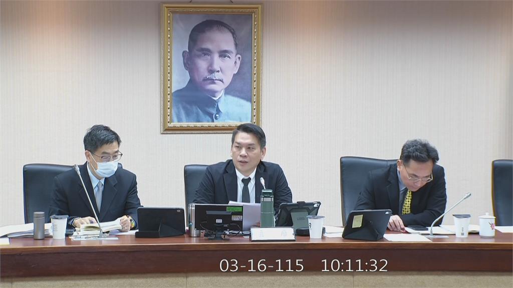 快新聞／硬要劉世芳備詢！李貞秀上台　