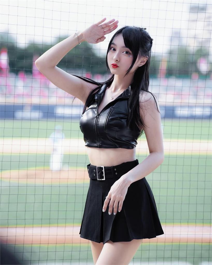 髮香來尬聊(圖影)/聽爸一席話踏上應援之路!「富邦張韶涵」卡洛琳大展歌喉收割琳魂