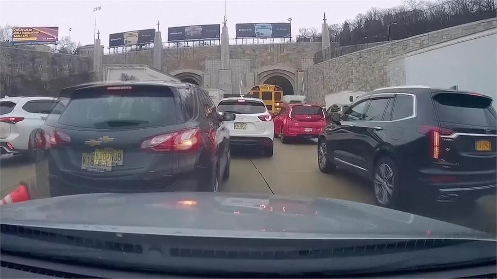 緩解嚴重塞車問題！　紐約「過路費計劃」2025重新上路