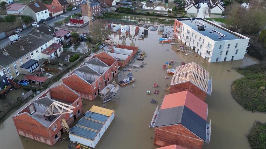 大西洋風暴強襲！北歐低溫破紀錄　西歐豪雨成災交通大打結