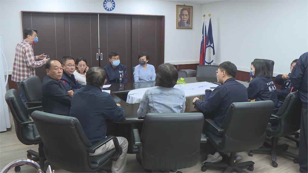 台南正副議長「民國配」? 議員質疑私相授受!邱莉莉淚灑辦公室