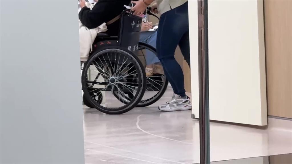 手術室打卡發社群限動！　醫學系天兵實習生恐挨罰25萬