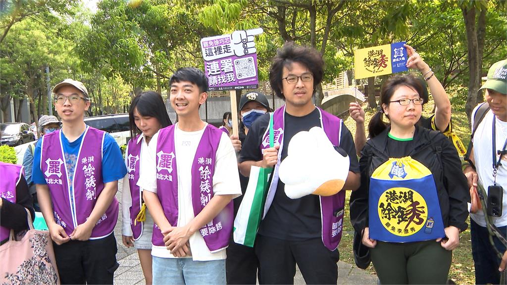 罷團游擊戰前進寵物展 毛小孩也當志工吸引人氣