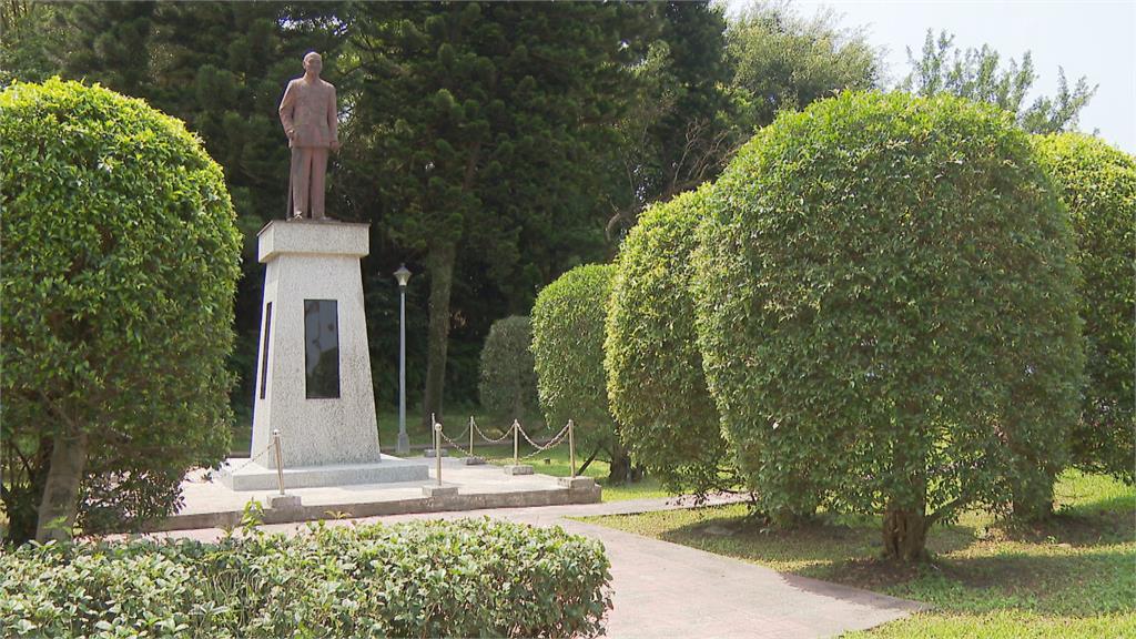 蔣中正到哪都很會殺！她放「50個老蔣」成滅菌神器真相曝光