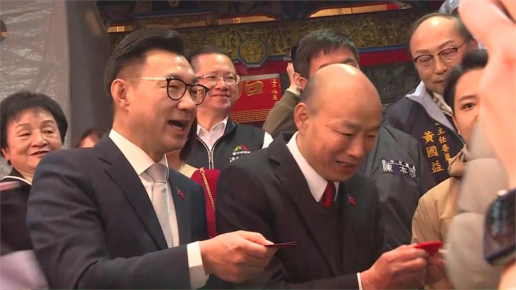 2026台中市長前哨戰開打 藍綠大咖走春拚聲量
