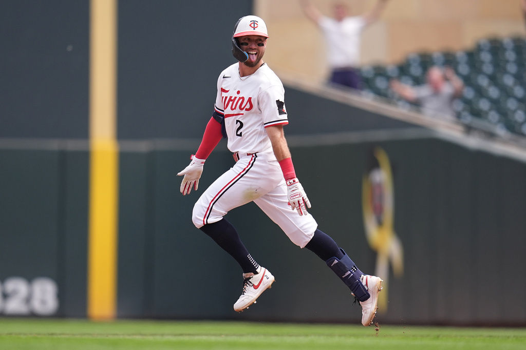 MLB(影)／火箭人之子終極再見滿貫砲！雙城百年罕見神劇本震撼全場