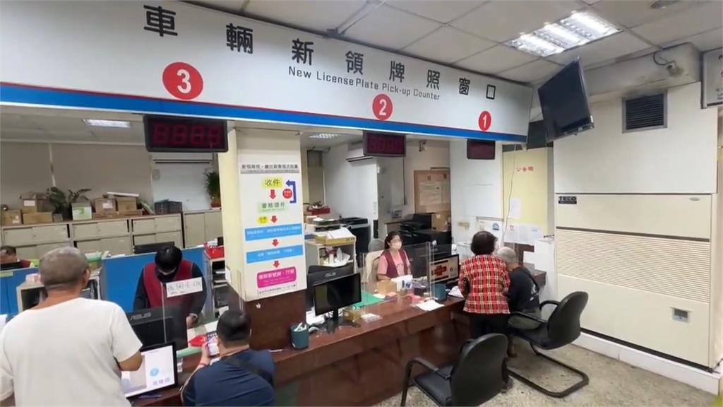 「CAT」夢幻車牌萬人瘋搶　CAT-8888以57.6萬決標