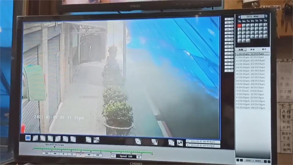 疑大風惹禍 北市工地鷹架倒塌 波及社區遮雨棚