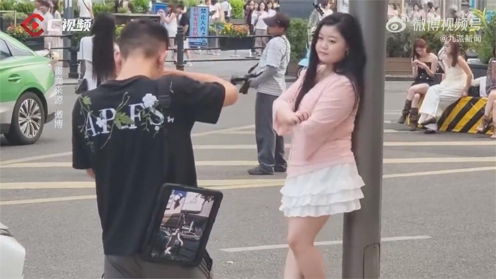 帶路又掌鏡!中國陪拍師成旅遊新商機 網友曝:素質參差、投訴無門