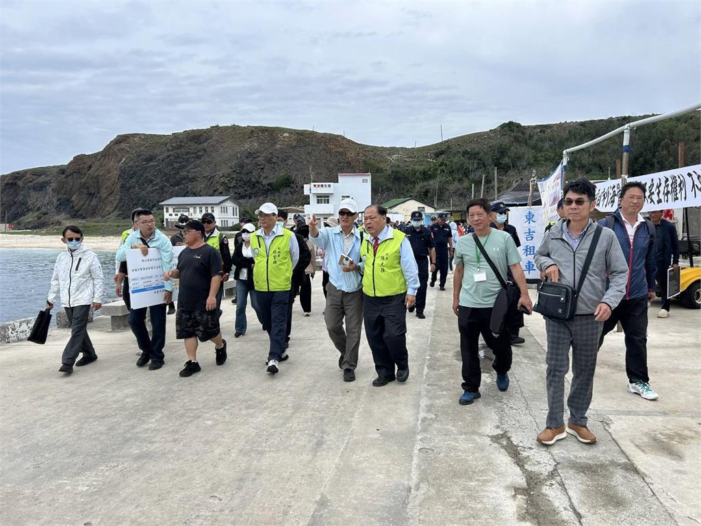 縣政總質詢走入離島　陳光復率隊考查南方四島與花嶼　關注基礎建設與民生需求