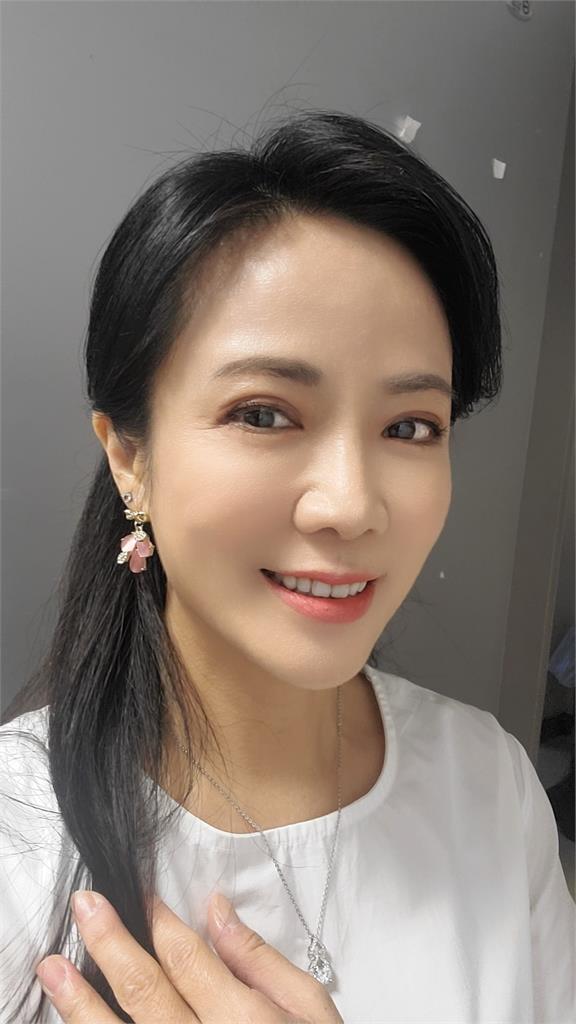 陳仙梅朝聖麥可傑克森演唱會!伸長脖子吸不到氣 目睹旁人遭抬出