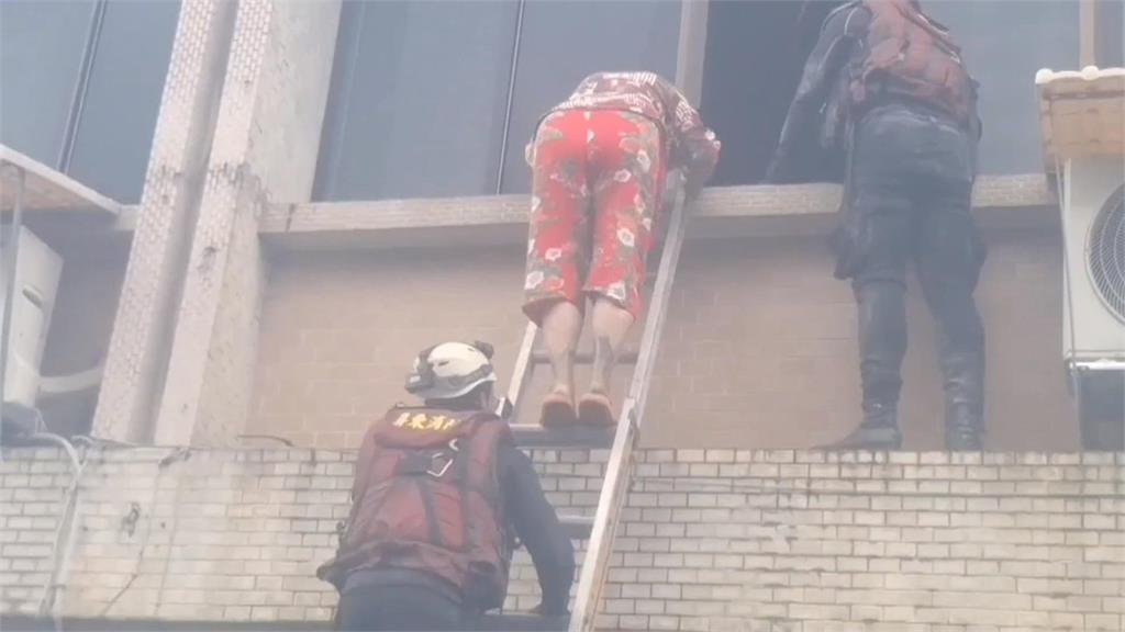花蓮光復鄉災情嚴重　屏東縣消防局挺進協助救災