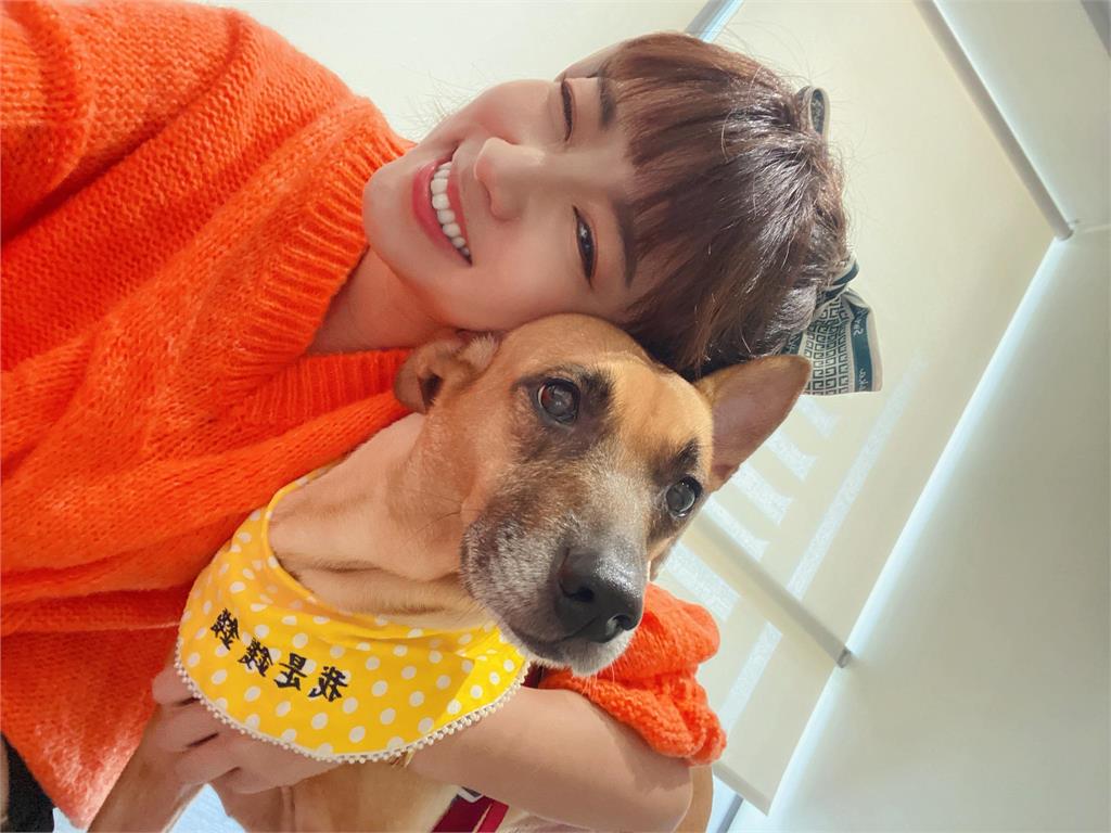 米可白遭酸「蹭動物流量」撈過界!本人親上陣「打臉1句」網挺翻:你很棒